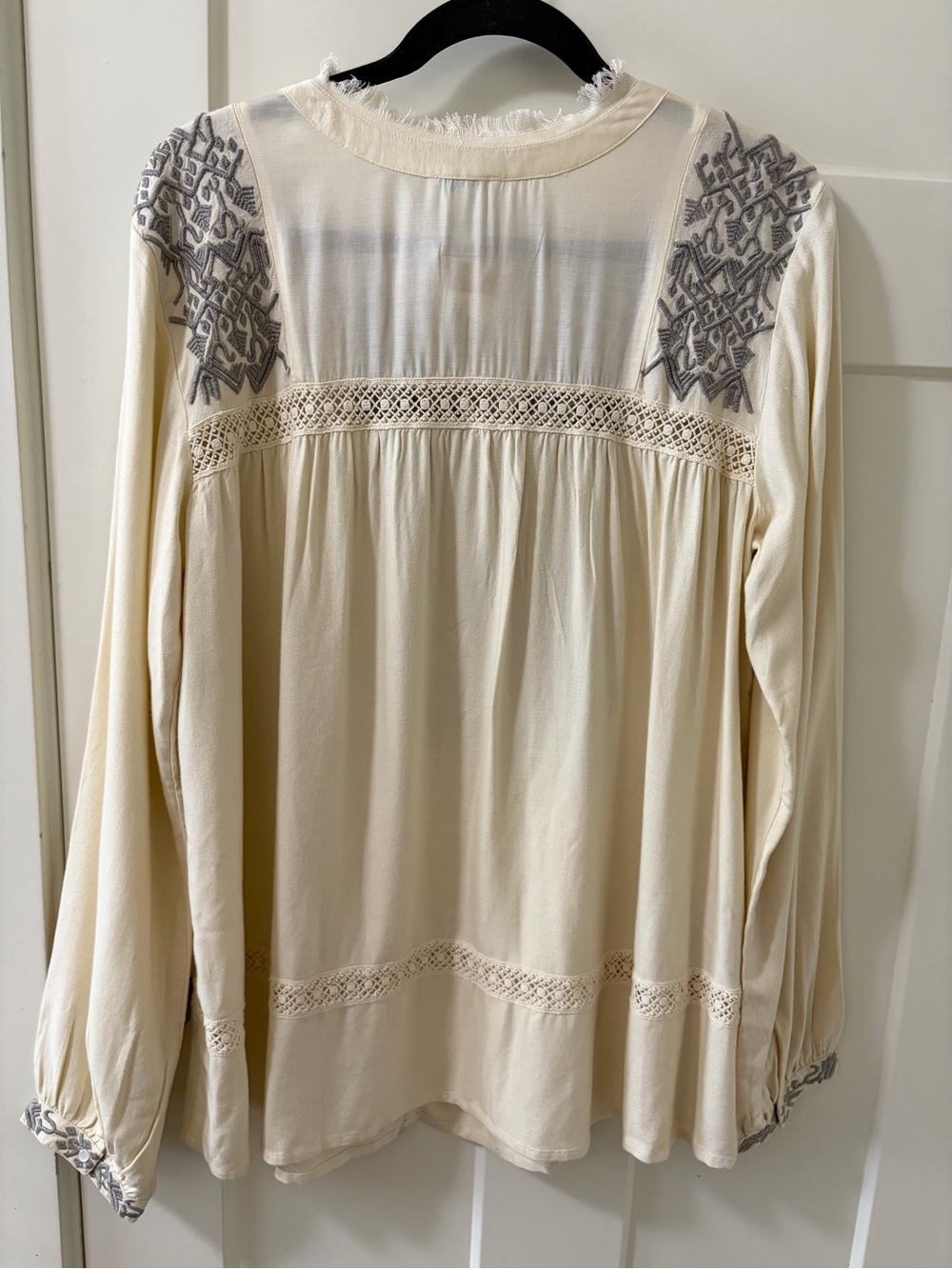 Sundance NEW Alysian Top Embroidered Size L - Picture 3 of 7